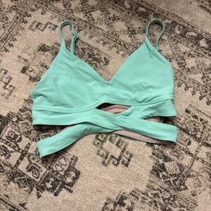 Lululemon Sports Bra Size 6